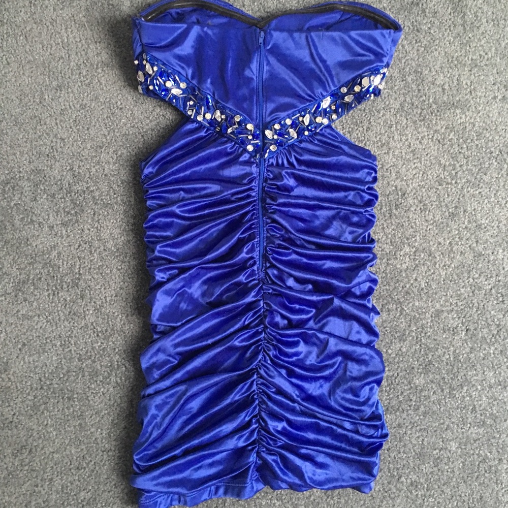 Royal blue semi-formal dress💙 - Picture 3 of 7